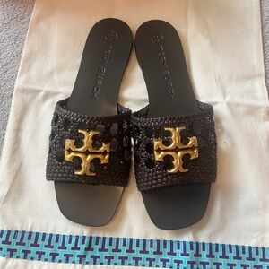 Brand New Tory Burch Eleanor woven Flat Slides
